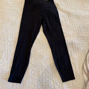 Lululemon Align 25” Black legging size 8